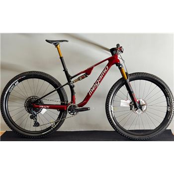 BICICLETA MEGAMO TRACK 04 CRB